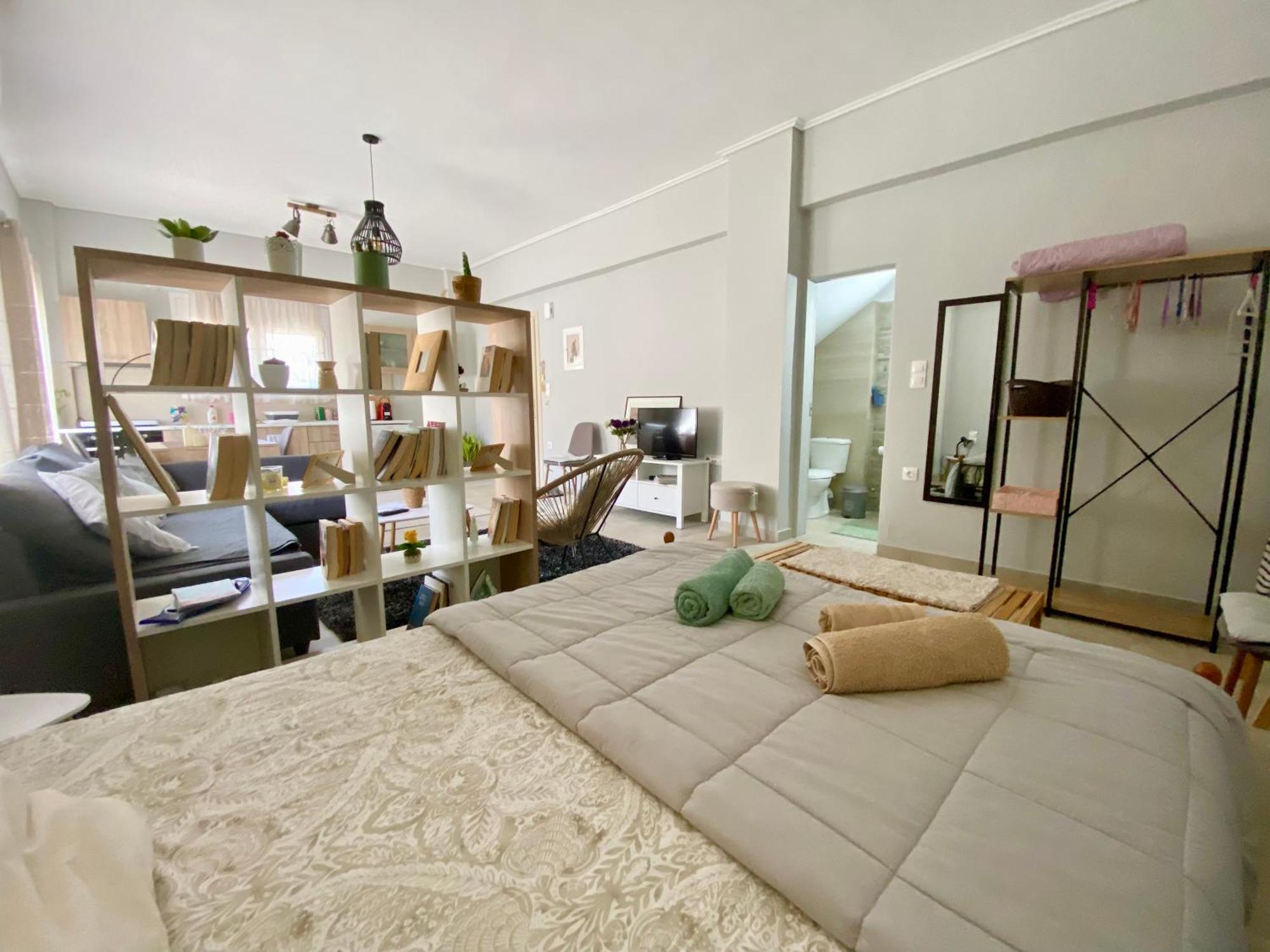Xrysa'S Central City Apartment Missolonghi Экстерьер фото